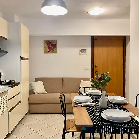 150 Metri Dal Mare Bilocale Con Wi-fi In Centro. Appartamento *