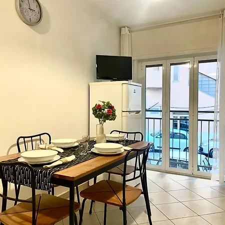 150 Metri Dal Mare Bilocale Con Wi-fi In Centro. * Loano