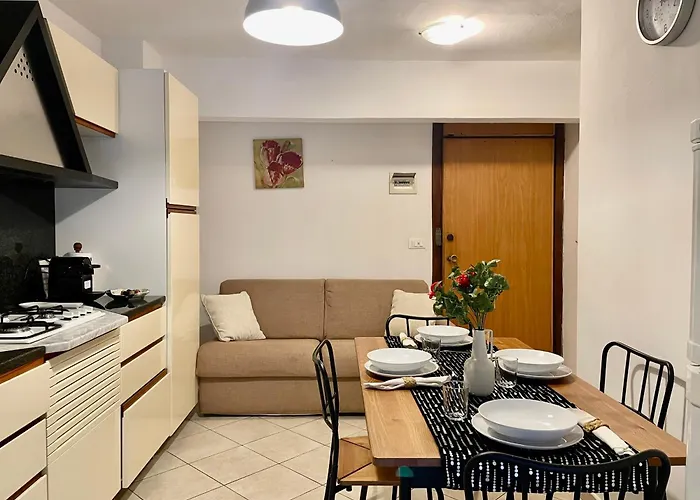 150 Metri Dal Mare Bilocale Con Wi-fi In Centro. Apartamento *